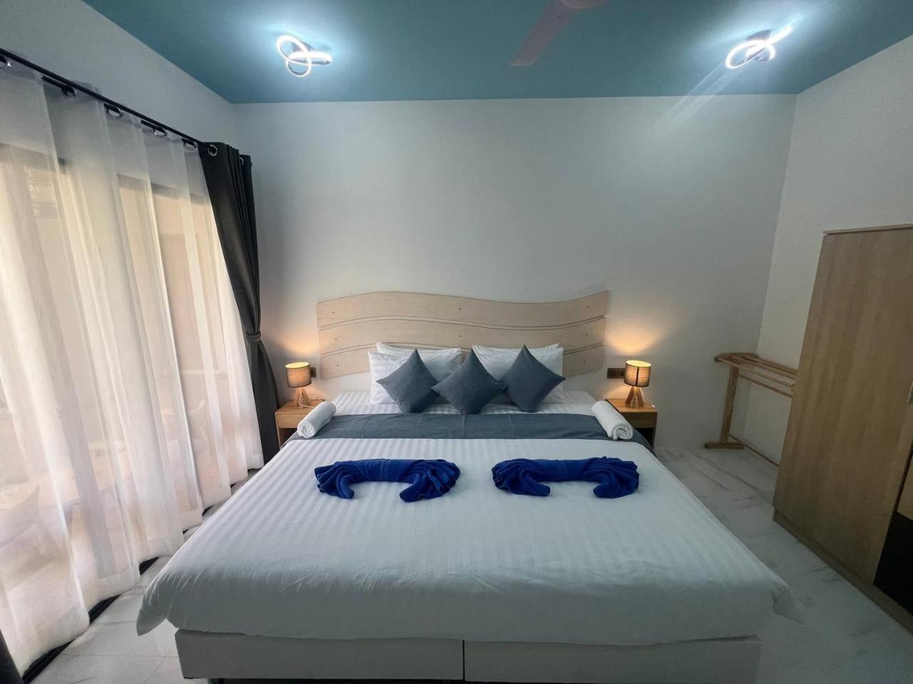 Infinity Beach Dhigurah Дигура Экстерьер фото