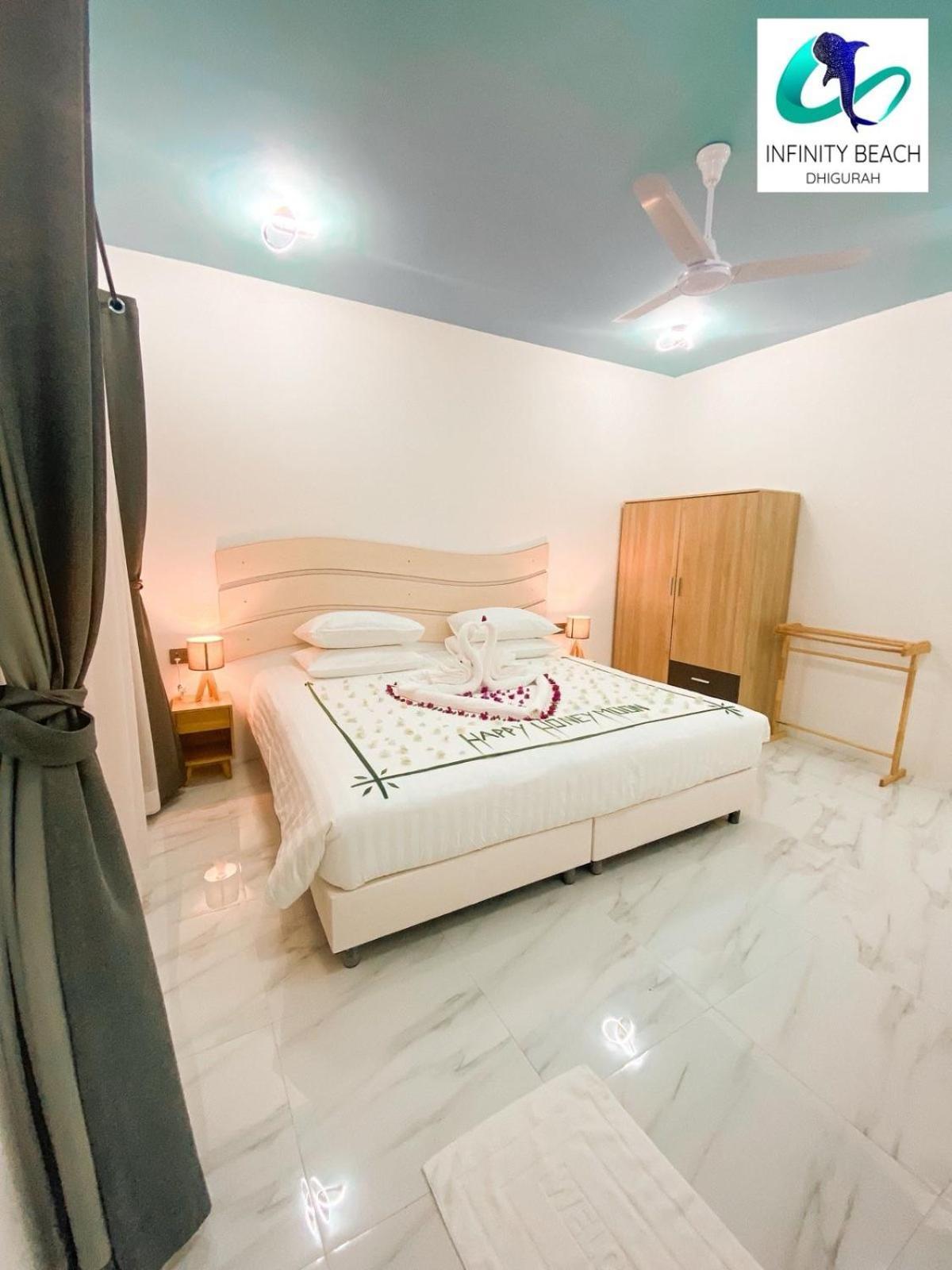 Infinity Beach Dhigurah Дигура Экстерьер фото